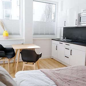 Deluxe Studio